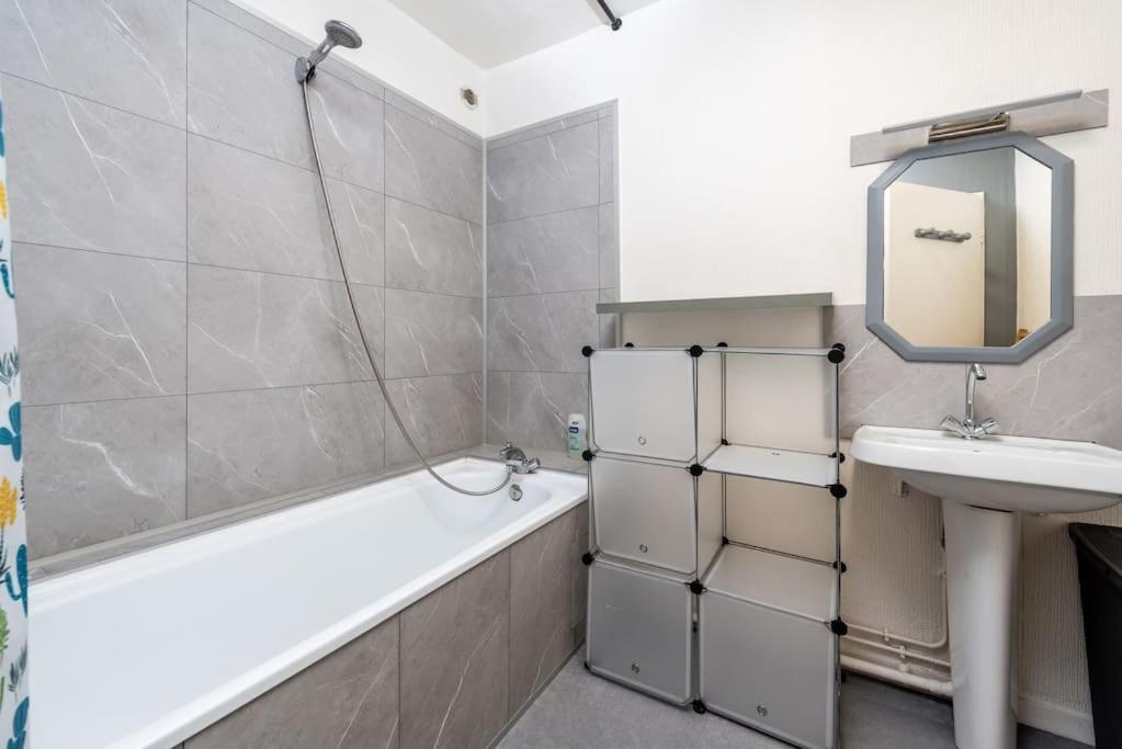 Apartament Duplex Cosy Et Contemporain Avec Parking Prive Amiens Zewnętrze zdjęcie
